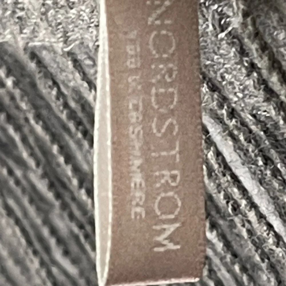 Nordstrom Gray 100% Cashmere Scarf - Picture 1 of 6